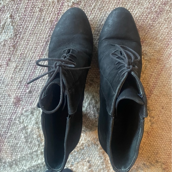 Camper lace up suede booties - Picture 5 of 8